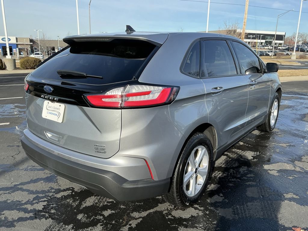 Used 2024 Ford Edge SE image 3