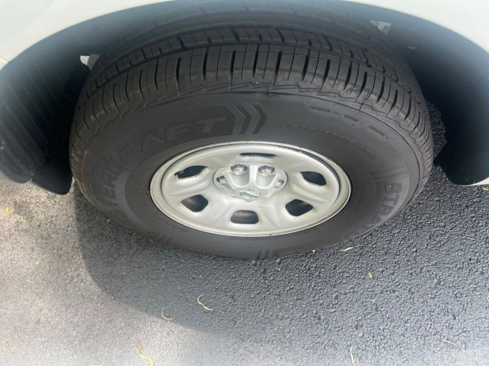 Used 2018 Nissan Frontier S RWD image 17