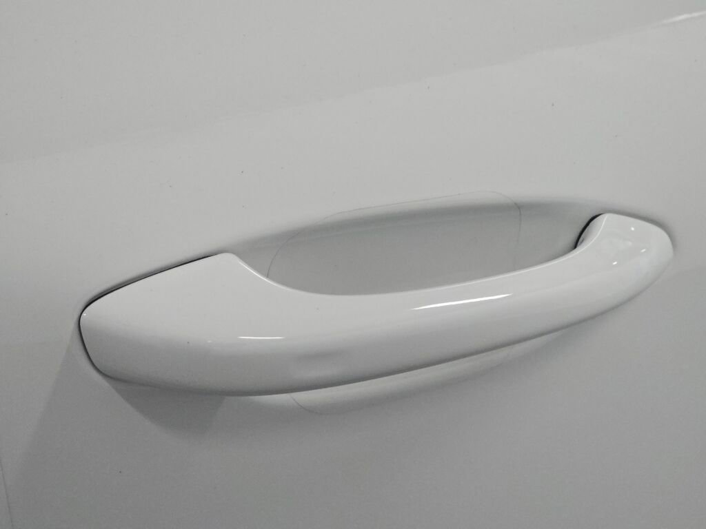 Certified 2025 Porsche Macan image 30