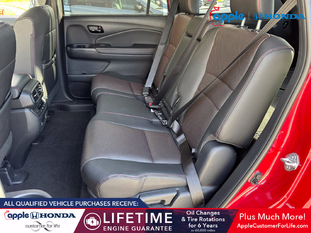 Used 2024 Honda Passport Black Edition image 19