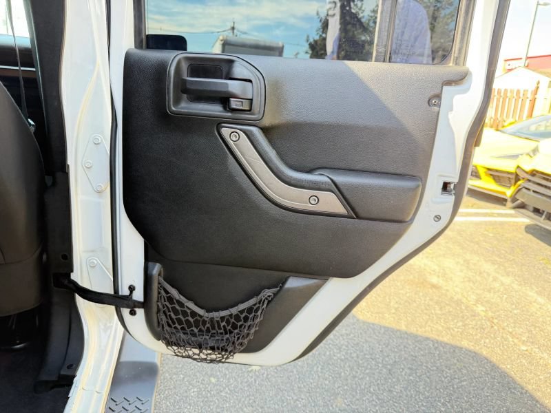 Used 2014 Jeep Wrangler Unlimited Sport w/ Quick Order Package 24S AWD/4WD image 24