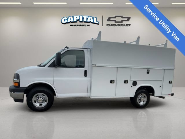 New 2025 Chevrolet Express 3500 w/ Power Convenience Package RWD image 2