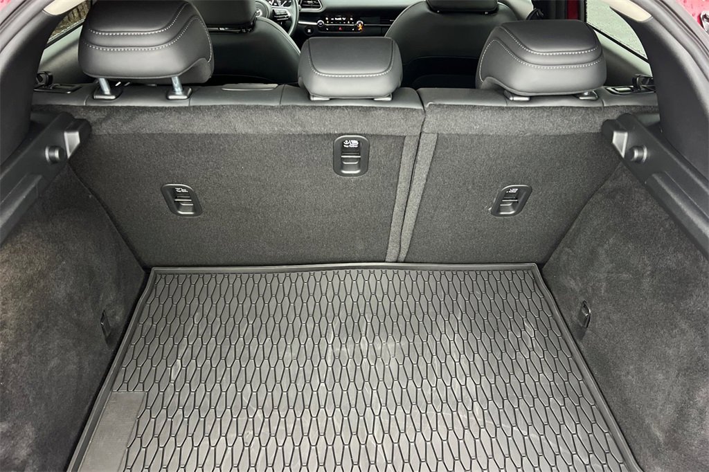 Certified 2025 MAZDA CX-30 AWD 2.5 S w/ Preferred Package image 19