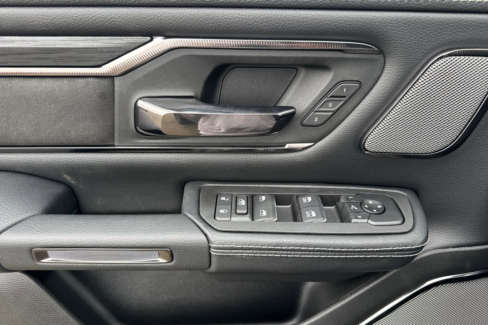 New 2026 RAM 1500 Rebel image 10