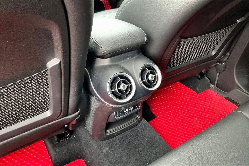 Used 2023 Alfa Romeo Stelvio Veloce image 10