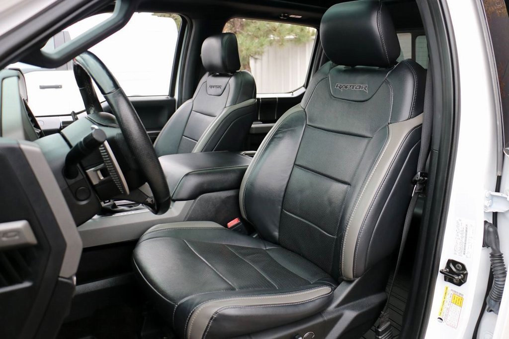 Used 2018 Ford F150 Raptor w/ Equipment Group 802A Luxury image 21