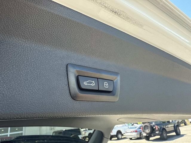 Used 2024 BMW X3 xDrive30i w/ Premium Package w/ZPA AWD/4WD image 8