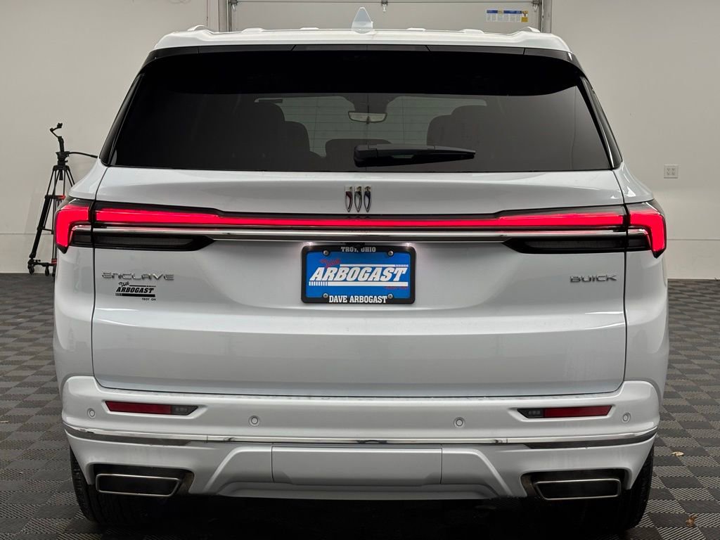 New 2026 Buick Enclave Avenir image 11