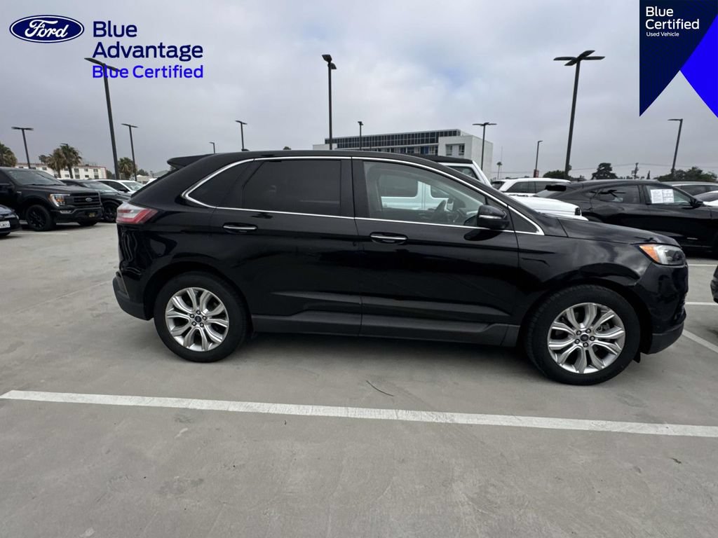 Used 2019 Ford Edge Titanium w/ Equipment Group 301A AWD/4WD image 21