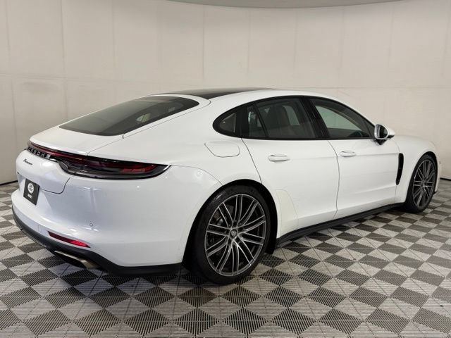 Used 2021 Porsche Panamera RWD image 6