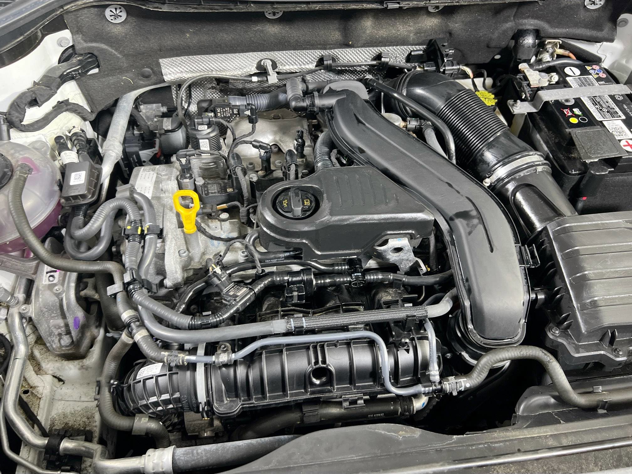 Used 2022 Volkswagen Taos SE image 30