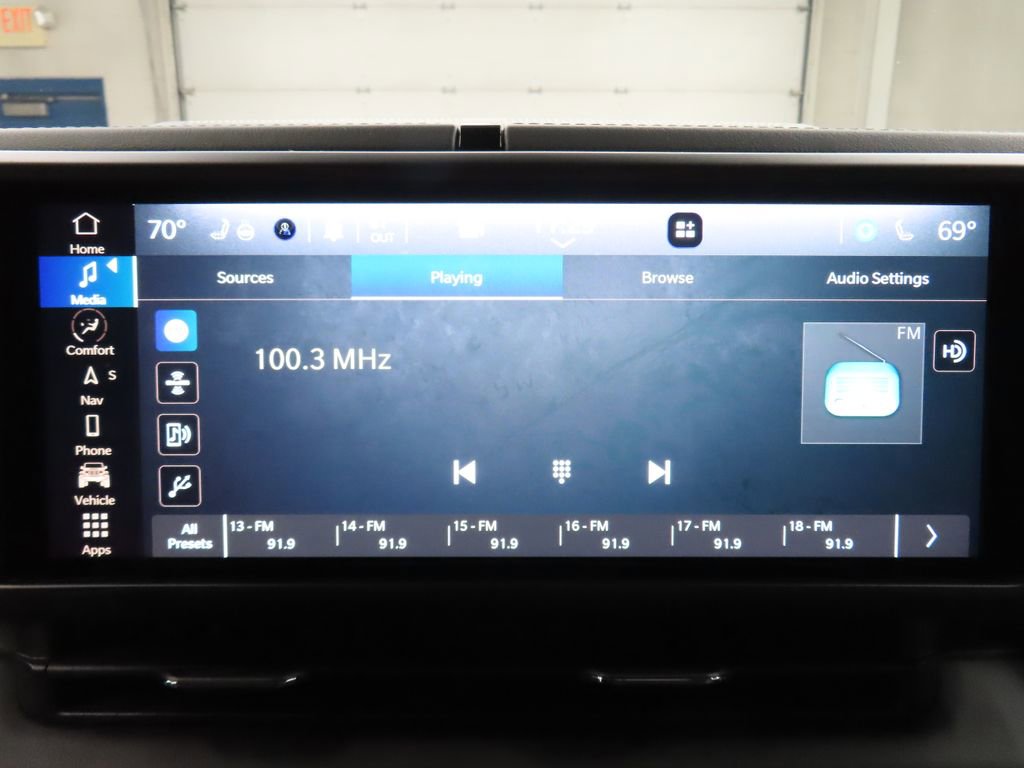 Used 2024 Jeep Wrangler High Altitude image 18