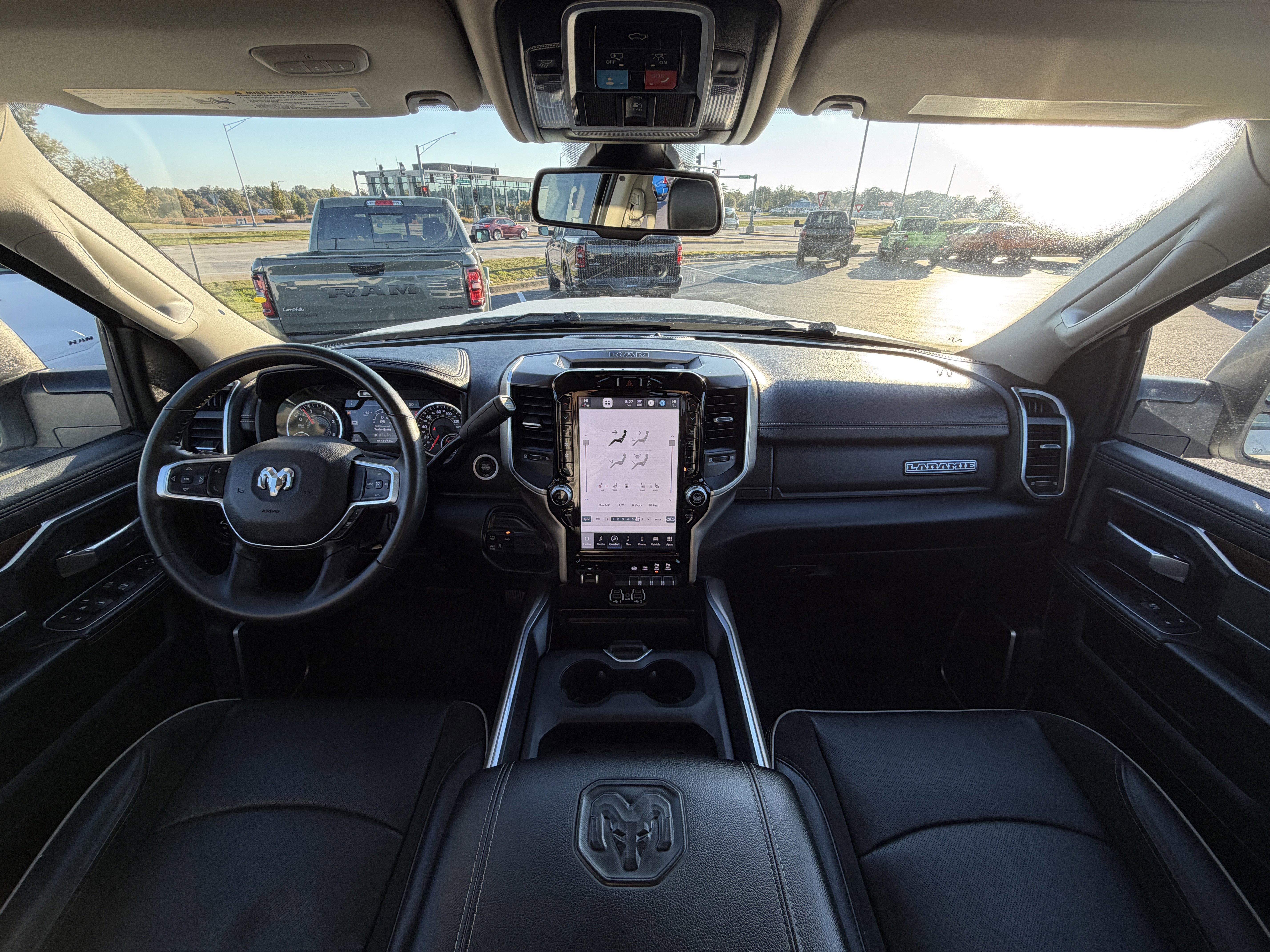 Used 2024 RAM 3500 Laramie image 10