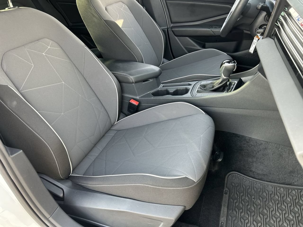 Certified 2026 Volkswagen Jetta Sport FWD image 8