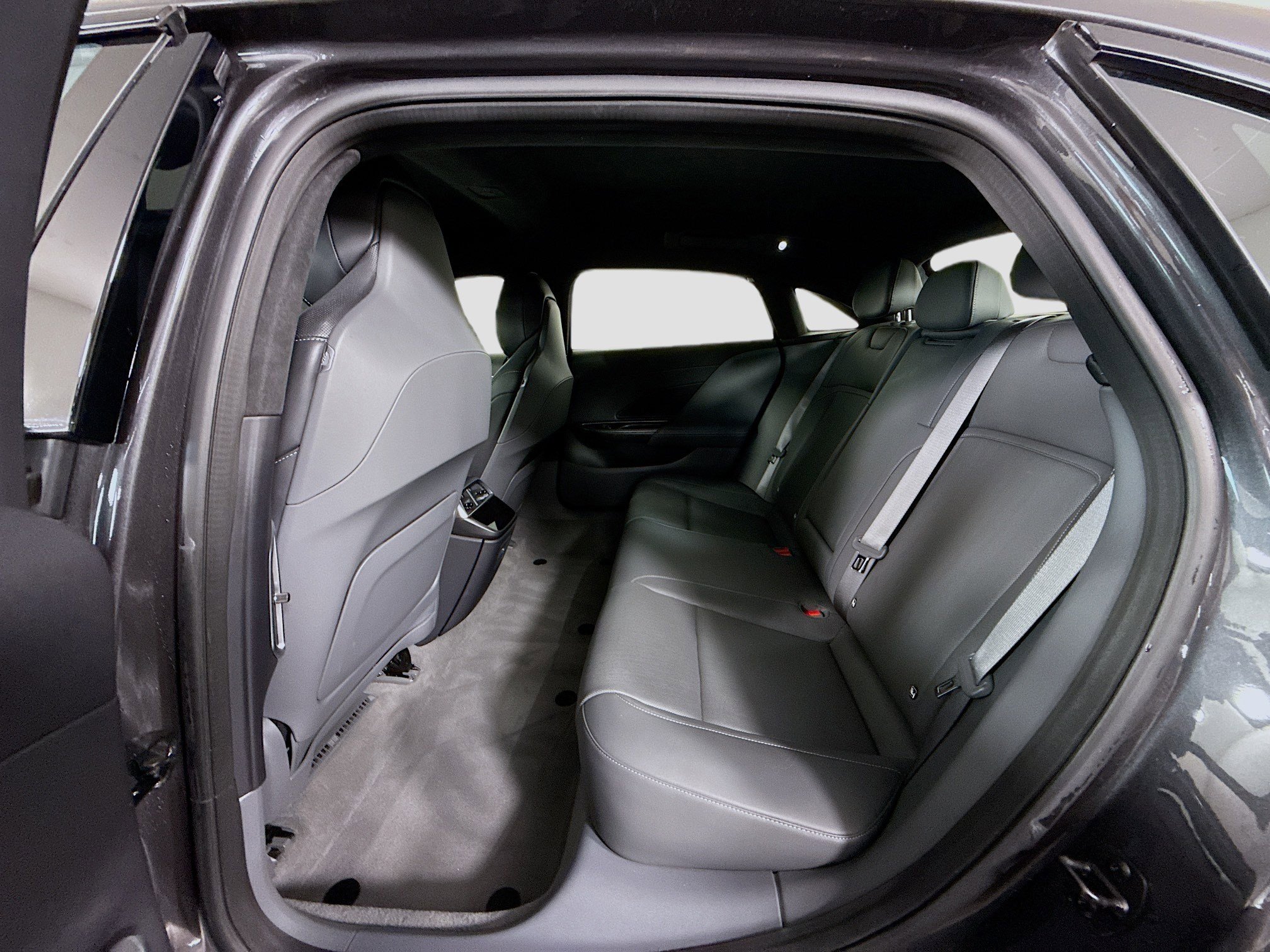 Used 2023 Lucid Air Pure image 24