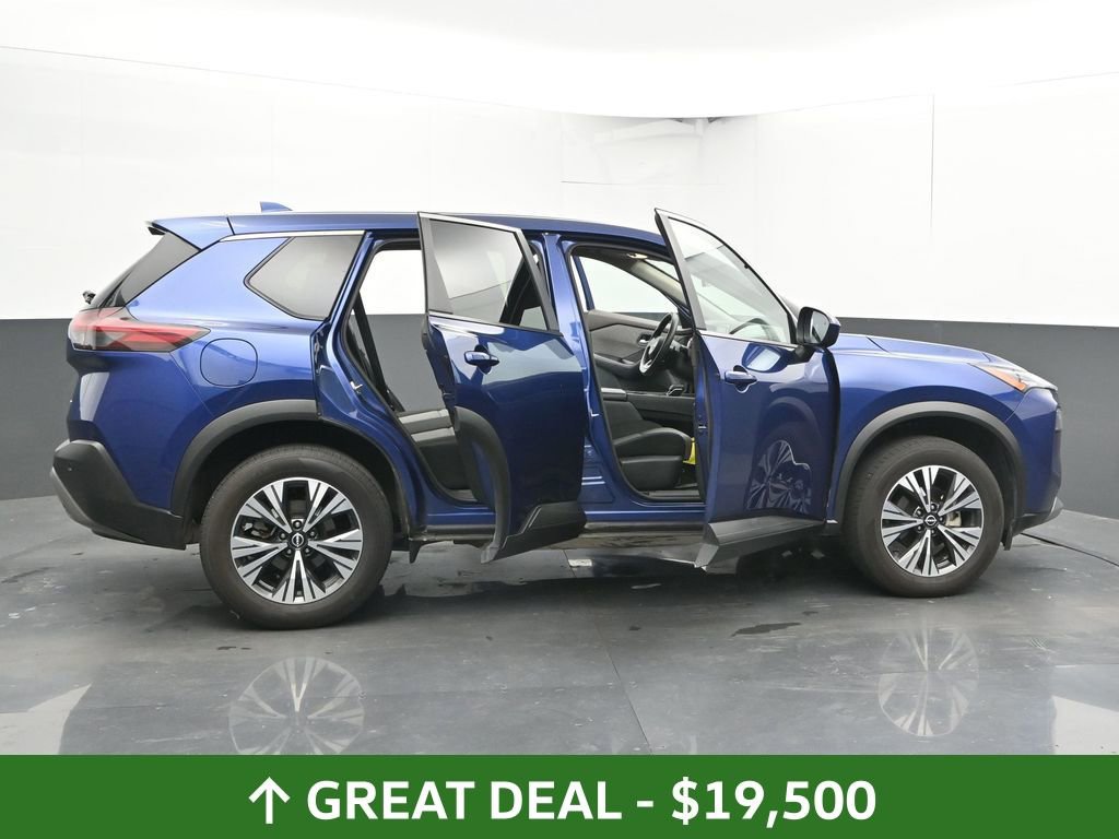 Used 2023 Nissan Rogue SV image 61