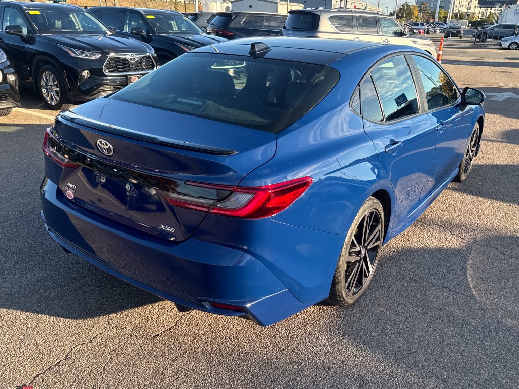 Used 2025 Toyota Camry XSE AWD/4WD image 7