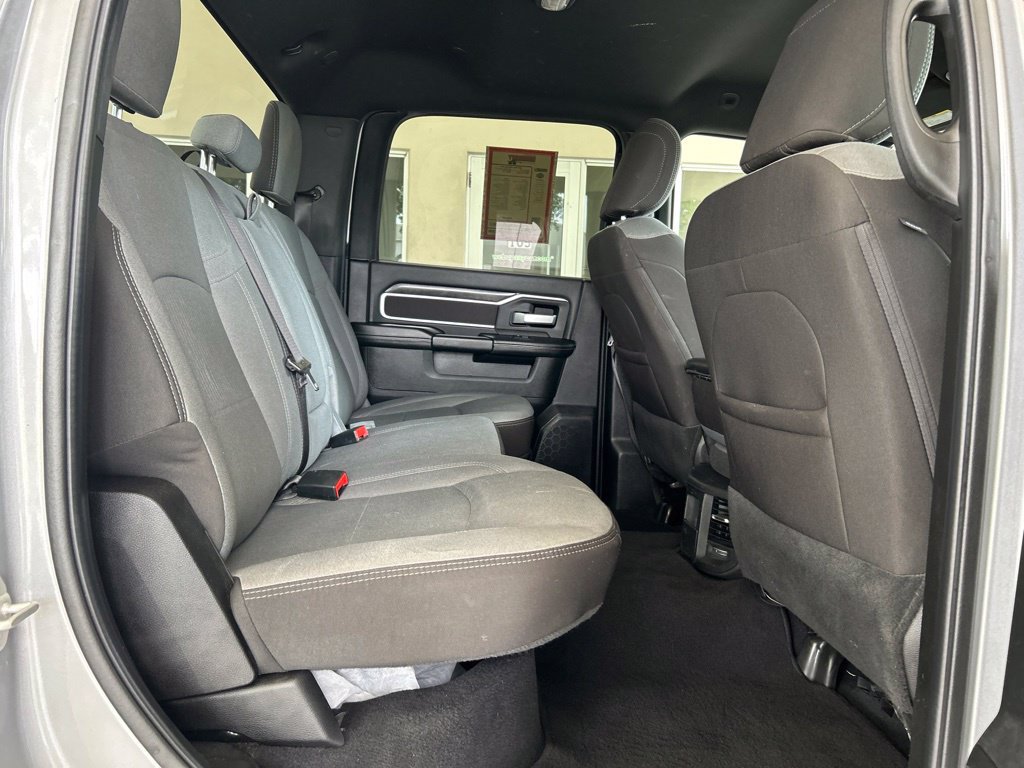 Used 2024 RAM 3500 Big Horn AWD/4WD image 32