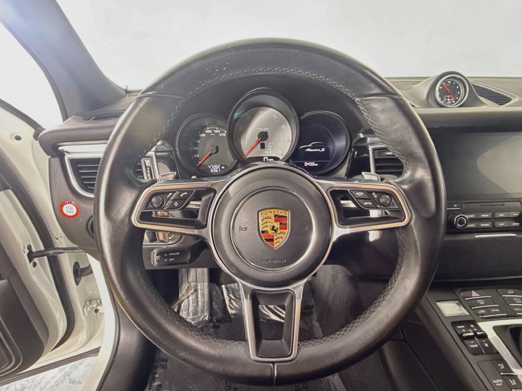 Used 2017 Porsche Macan S AWD/4WD image 11