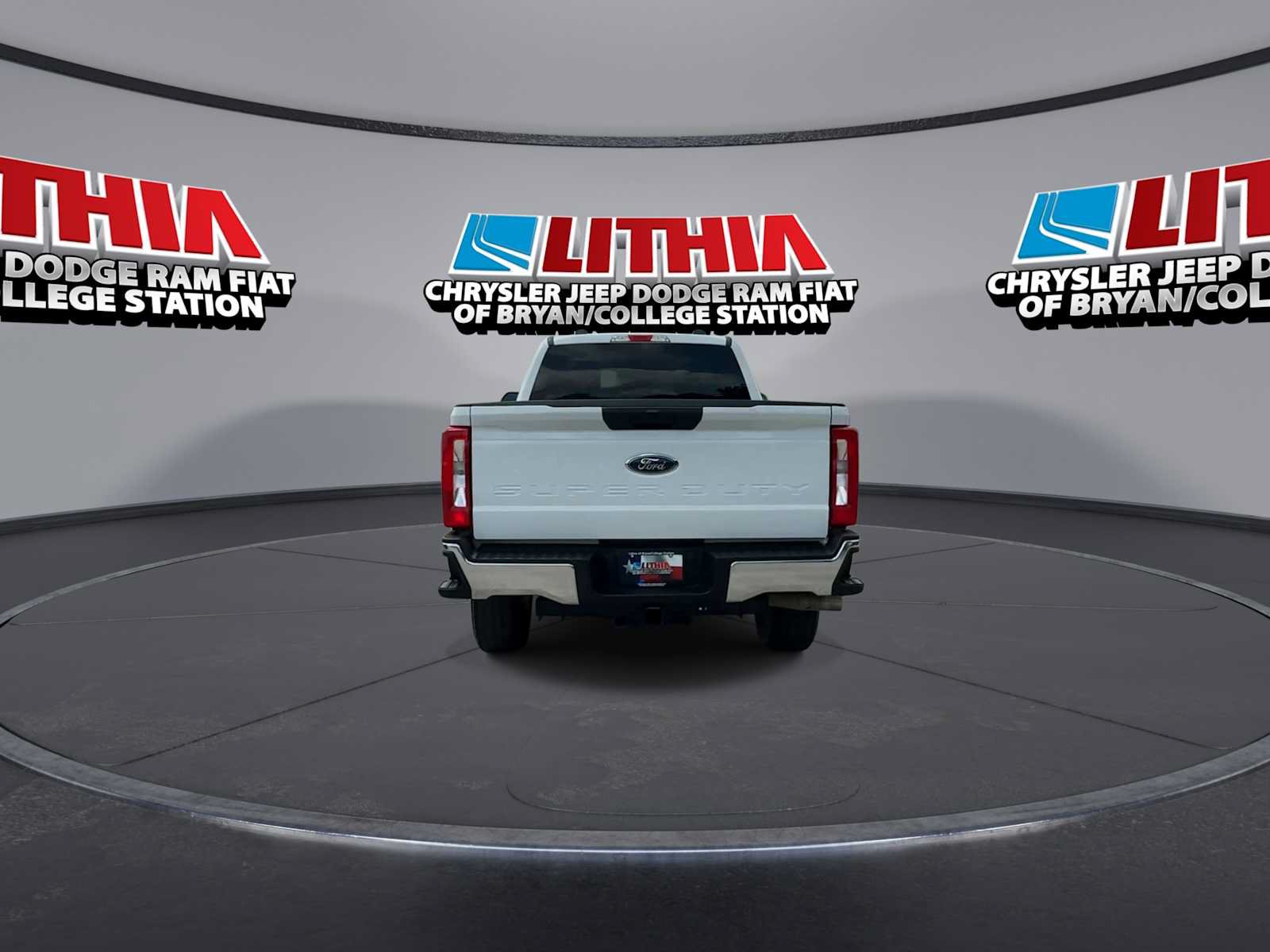 Used 2025 Ford F250 XLT w/ FX4 Off-Road Package AWD/4WD image 7