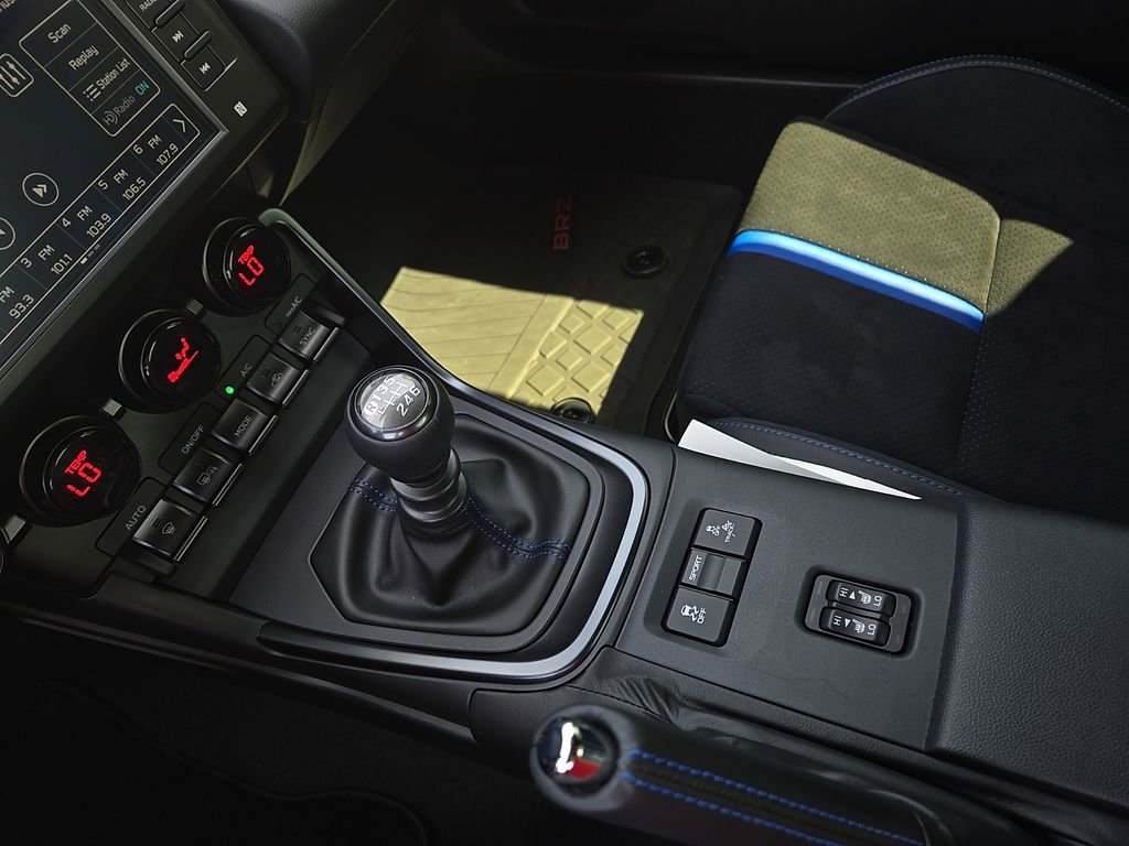 Certified 2025 Subaru BRZ tS RWD image 21