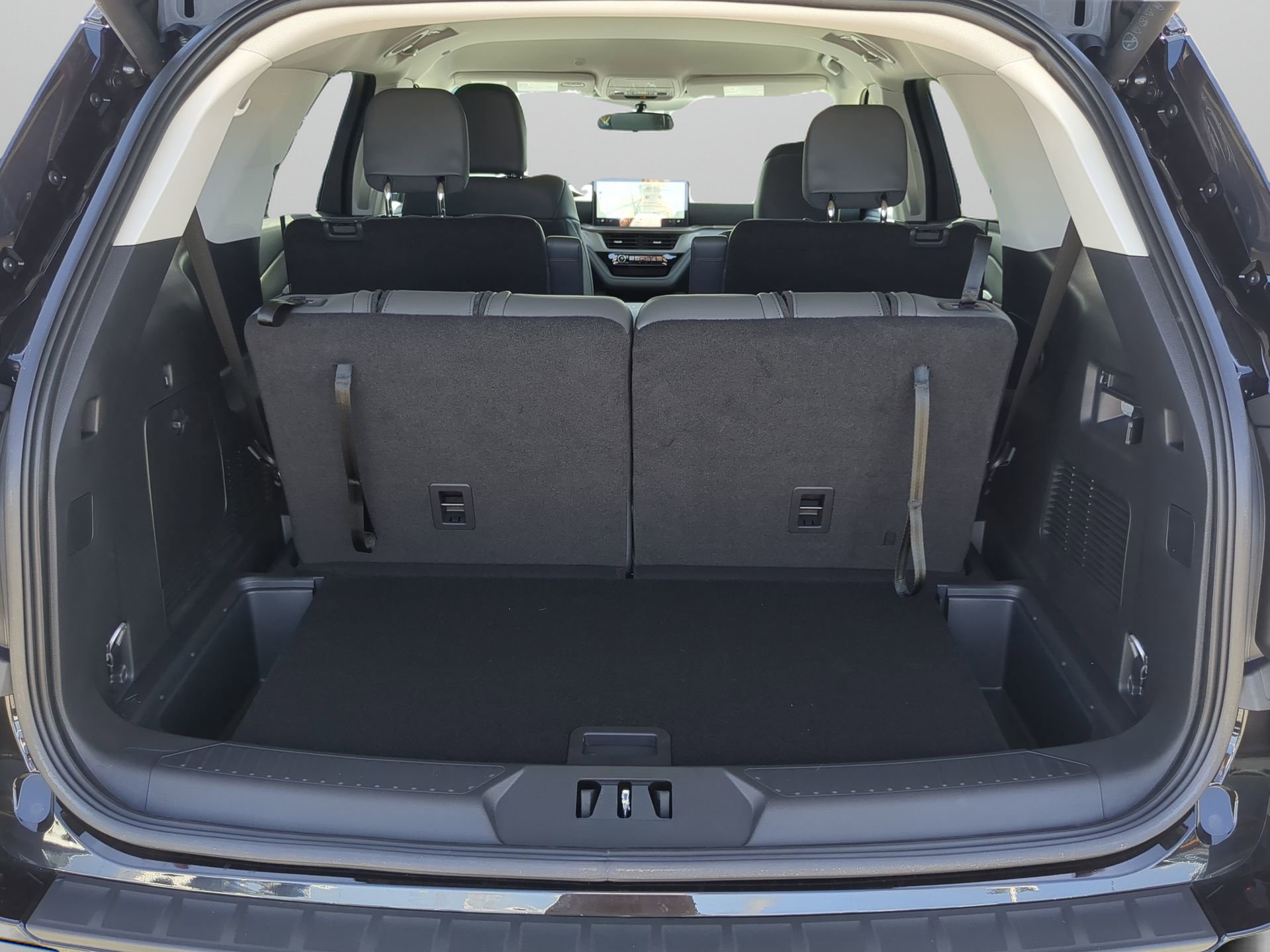 New 2025 Ford Explorer Active w/ Active Comfort Package image 41