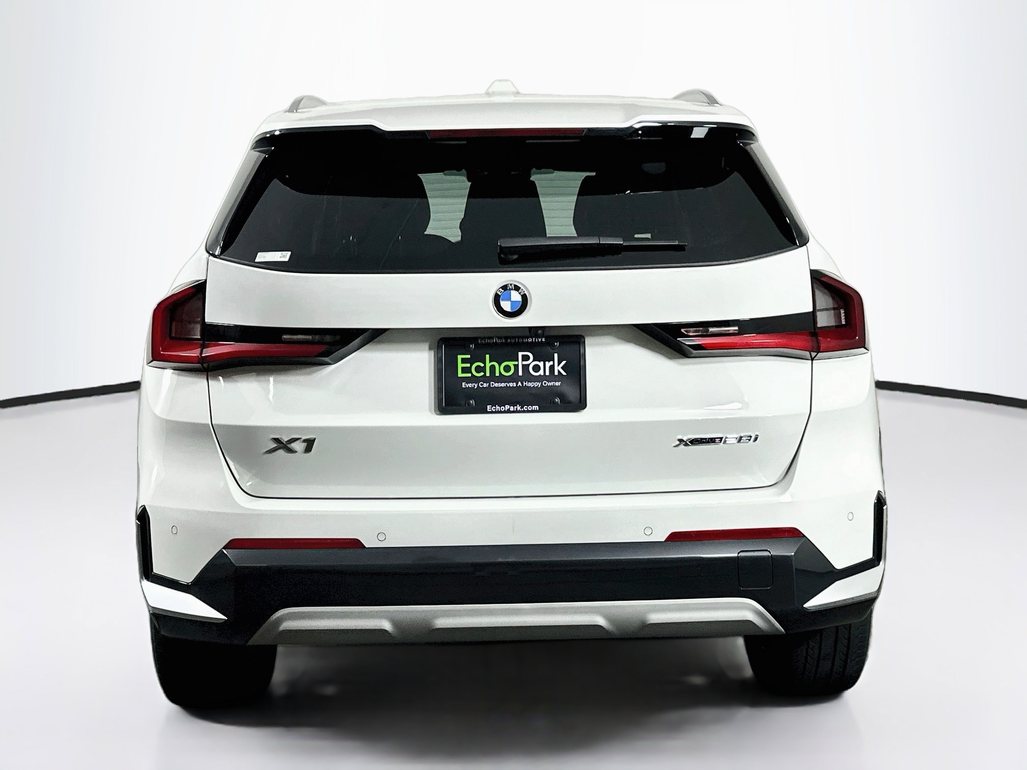 Used 2025 BMW X1 xDrive28i AWD/4WD image 7