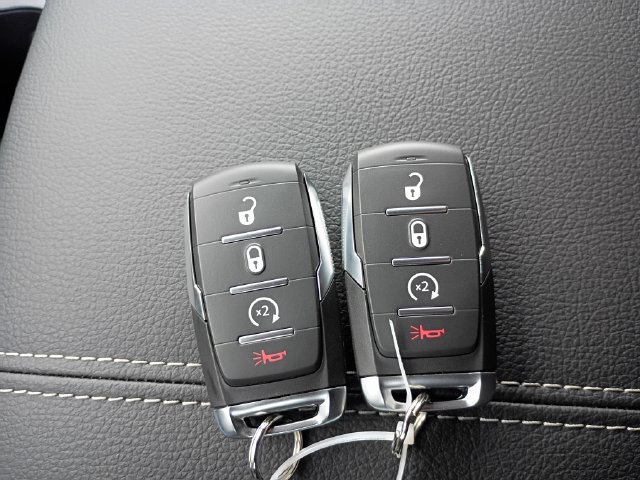 New 2027 RAM 1500 4x4 Crew Cab image 21