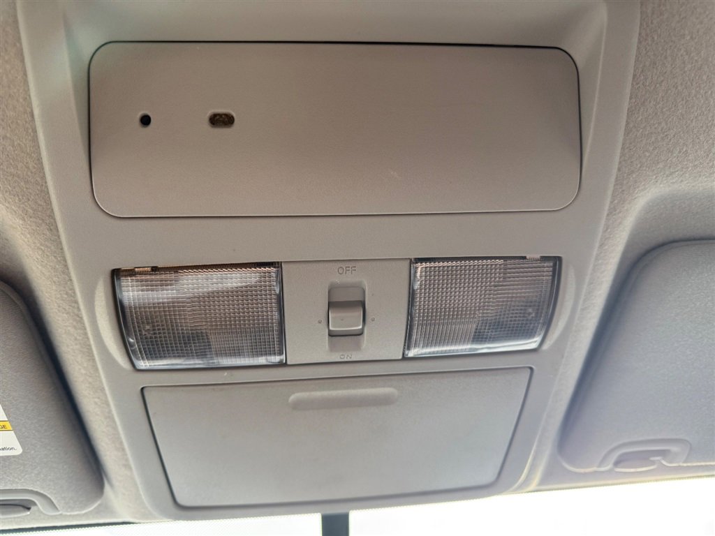 Used 2013 Nissan Frontier Desert Runner image 18