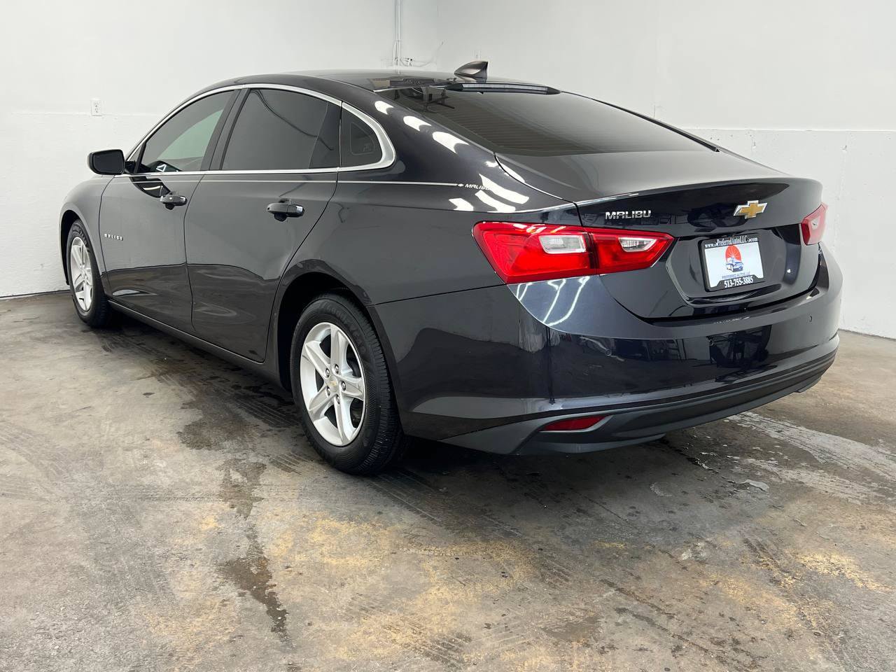 Used 2022 Chevrolet Malibu LS FWD image 5