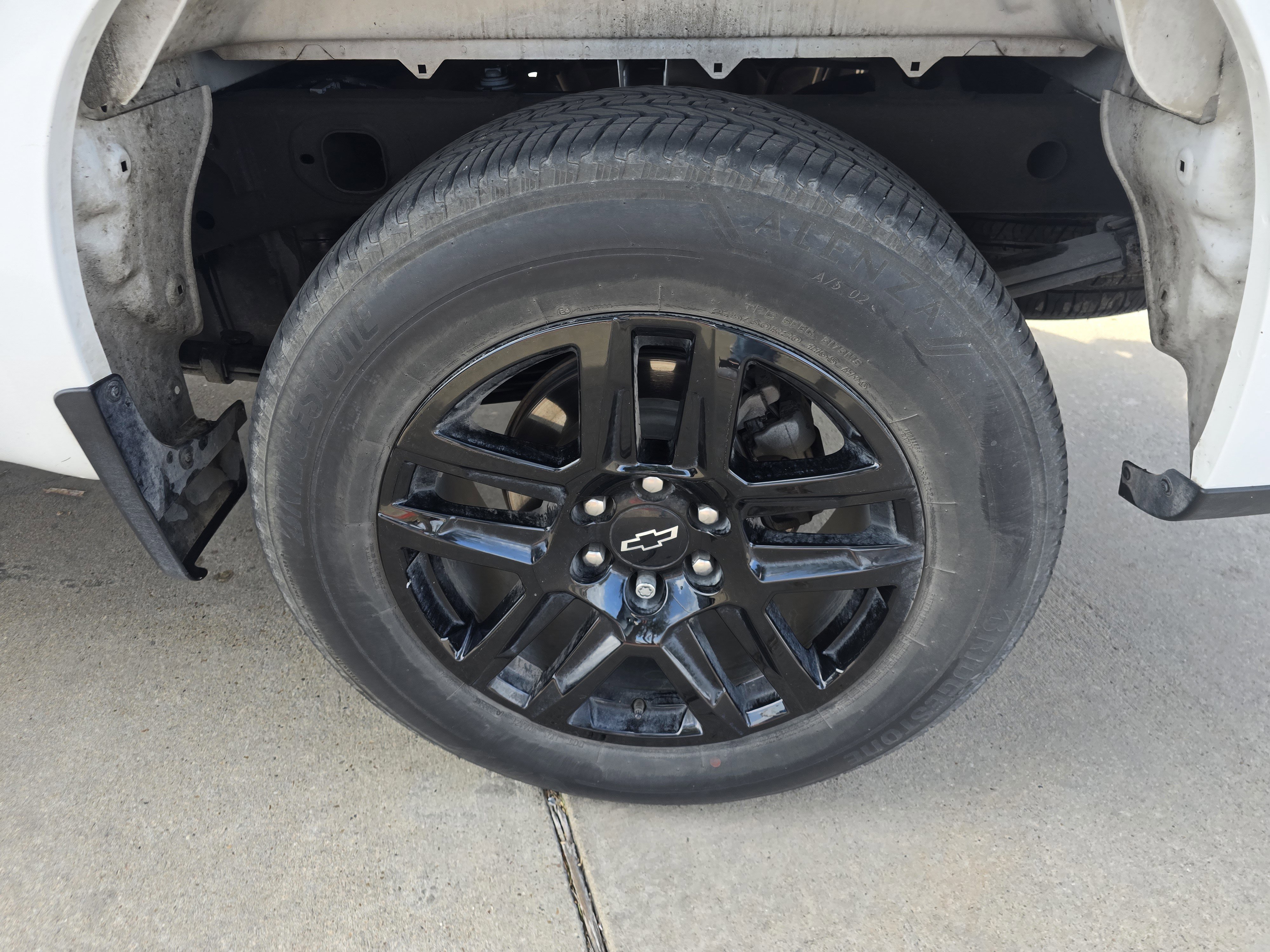 Used 2023 Chevrolet Silverado 1500 Custom w/ LPO, Dark Essentials Package image 5