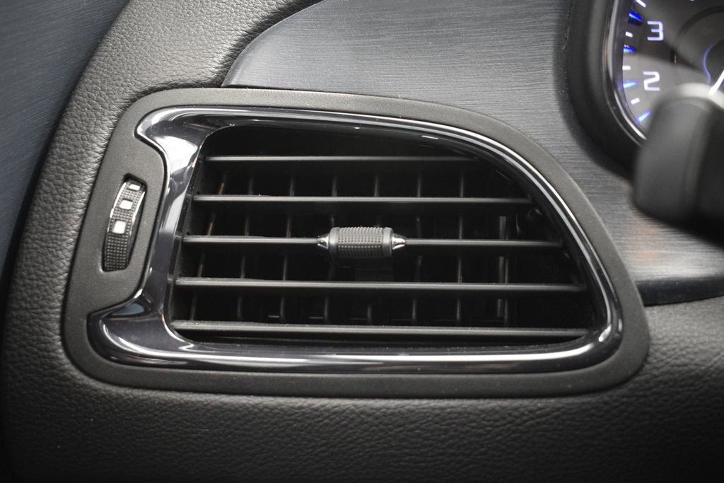 Used 2015 Chrysler 200 S w/ Navigation & Sound Group I image 54