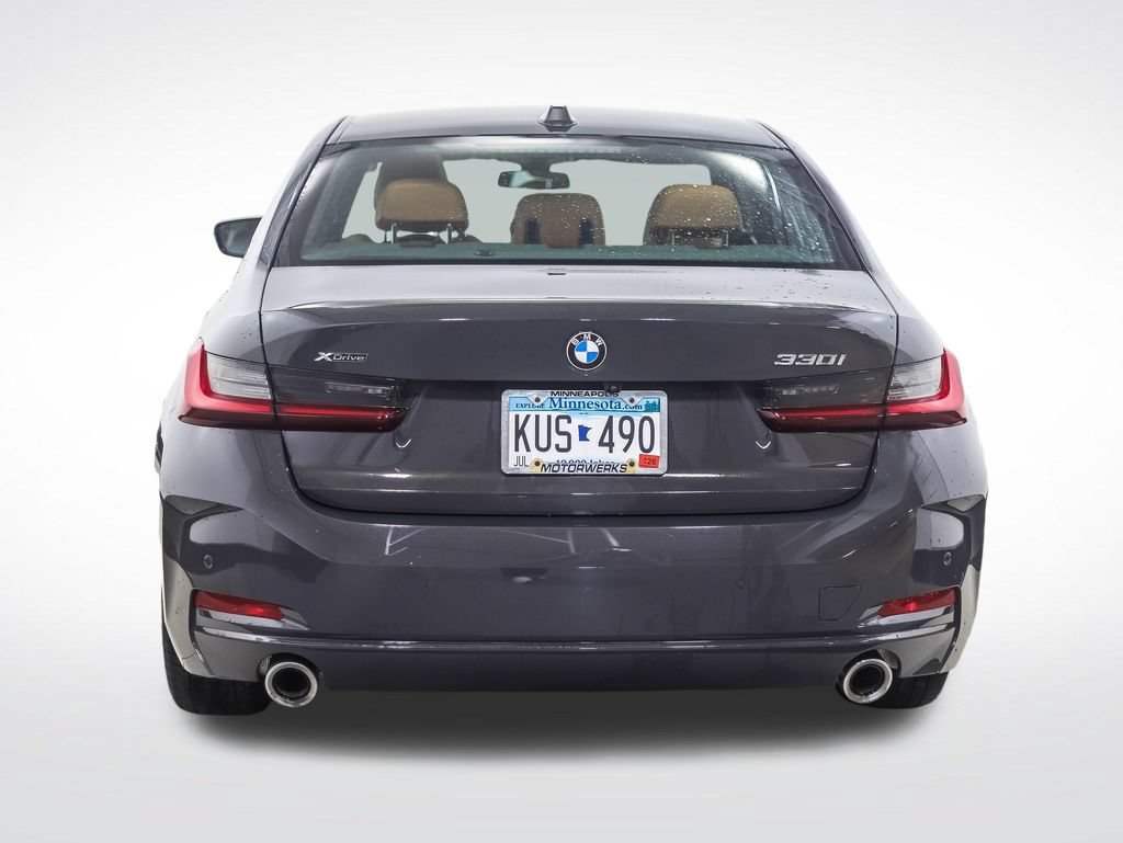 Certified 2023 BMW 330i xDrive Sedan w/ Premium Package AWD/4WD image 4