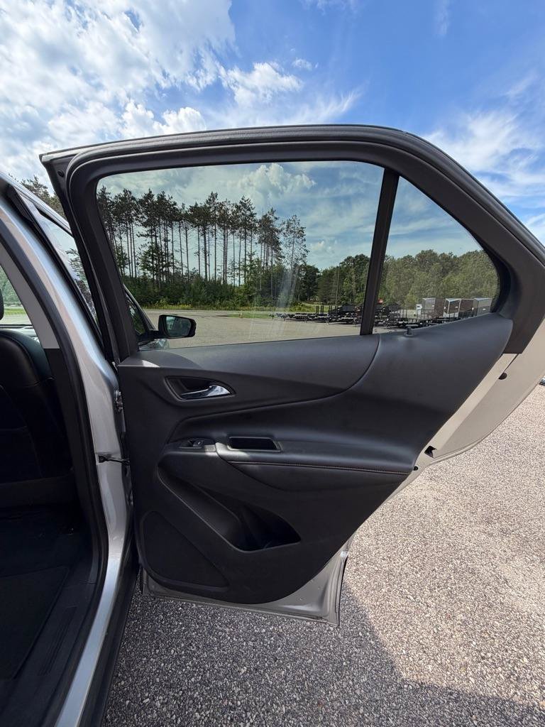 Used 2019 Chevrolet Equinox Premier AWD/4WD image 19
