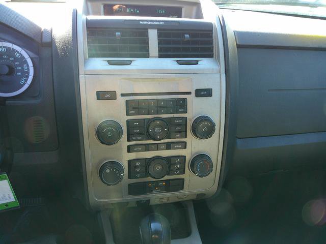 Used 2011 Ford Escape XLT image 10