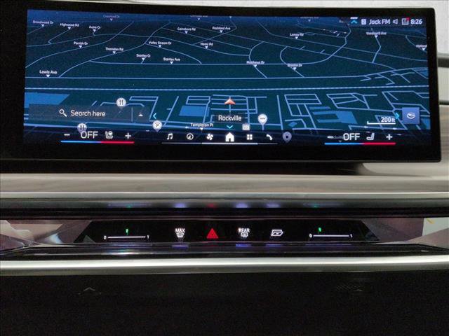 Used 2024 BMW 760i xDrive w/ Premium Package image 13