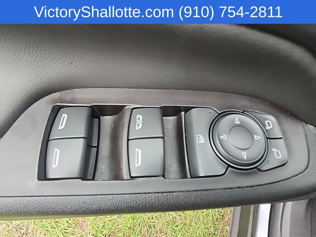 Used 2022 Chevrolet Equinox LT FWD image 19