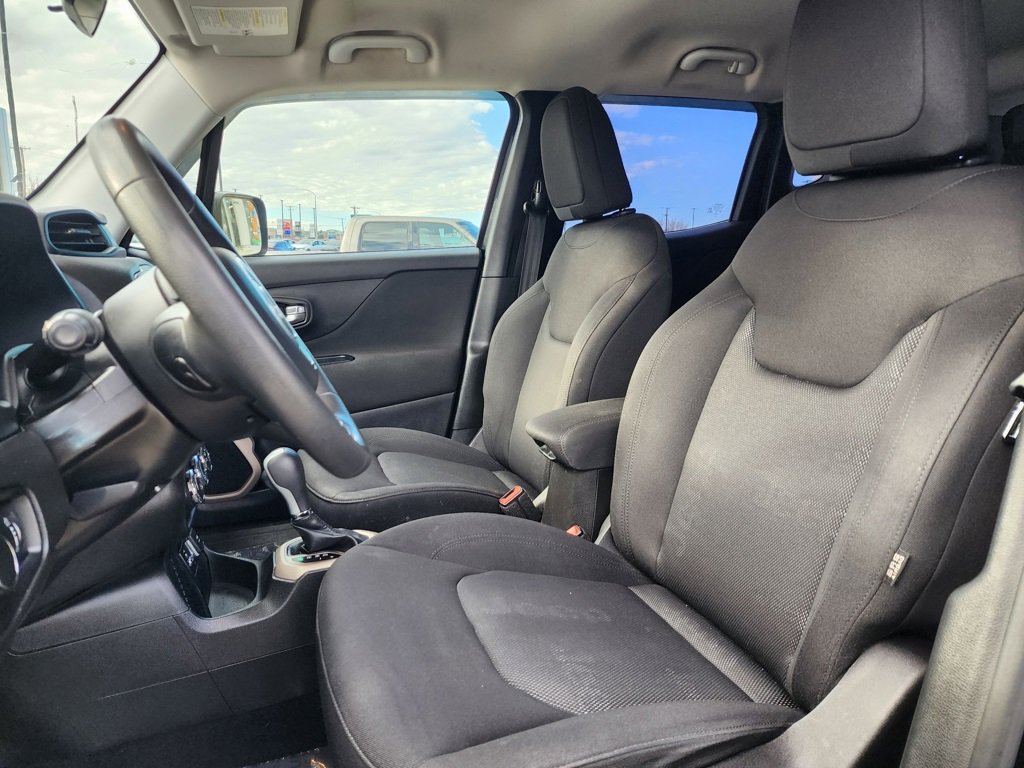 Used 2017 Jeep Renegade Sport w/ Power & Air Group image 10