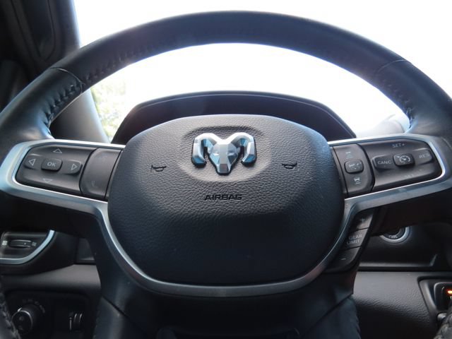 Used 2024 RAM 2500 Big Horn w/ Night Edition AWD/4WD image 15
