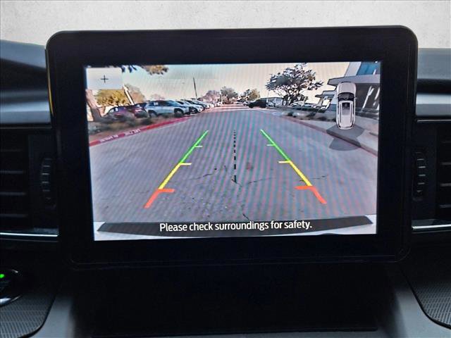 Used 2021 Ford Explorer XLT w/ Equipment Group 202A image 15