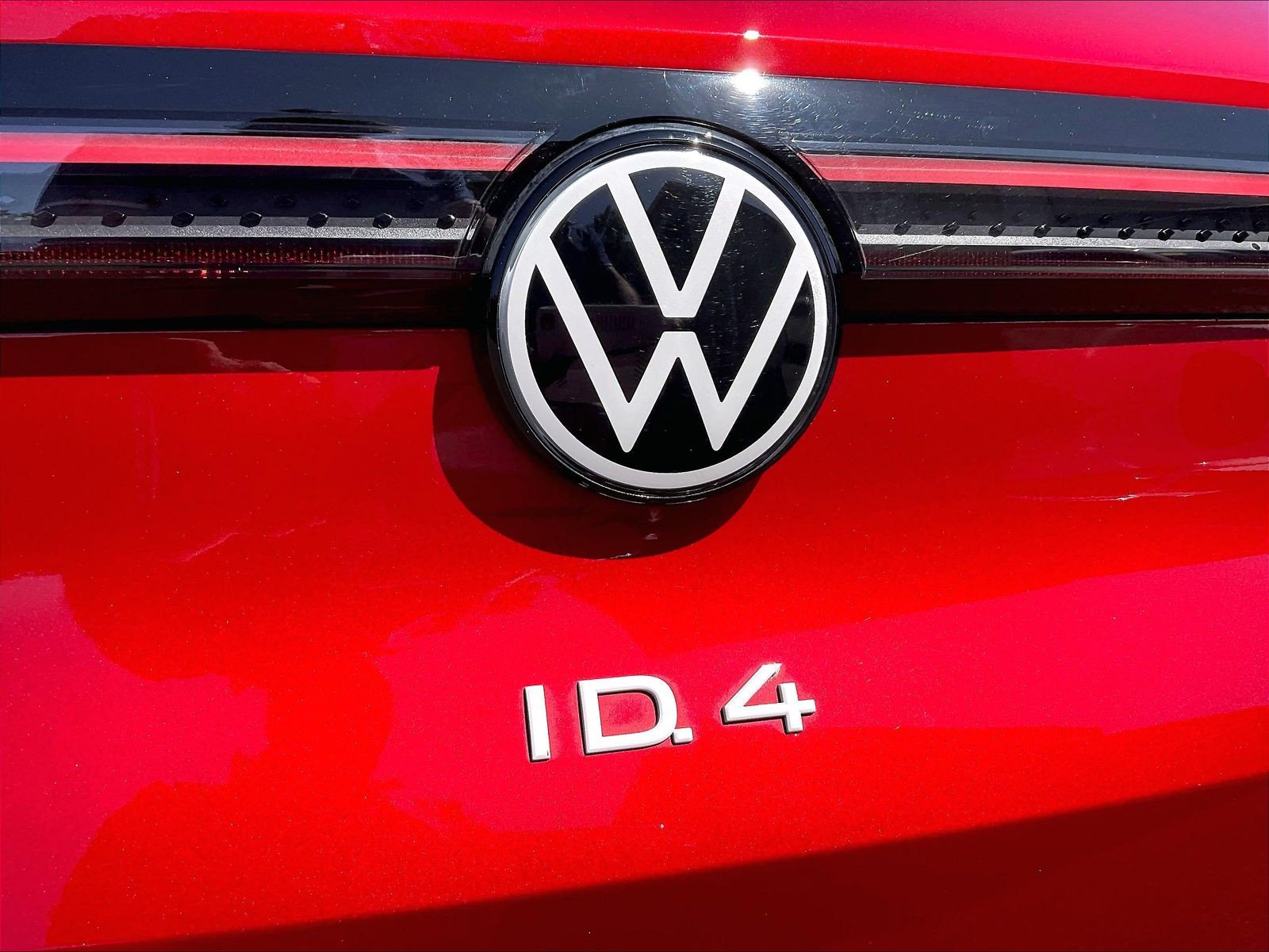 Certified 2023 Volkswagen ID.4 Pro S Plus AWD/4WD image 30