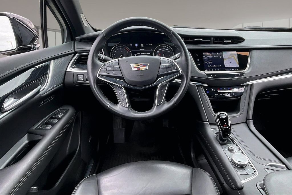 Used 2023 Cadillac XT5 Premium Luxury w/ Technology Package AWD/4WD image 5