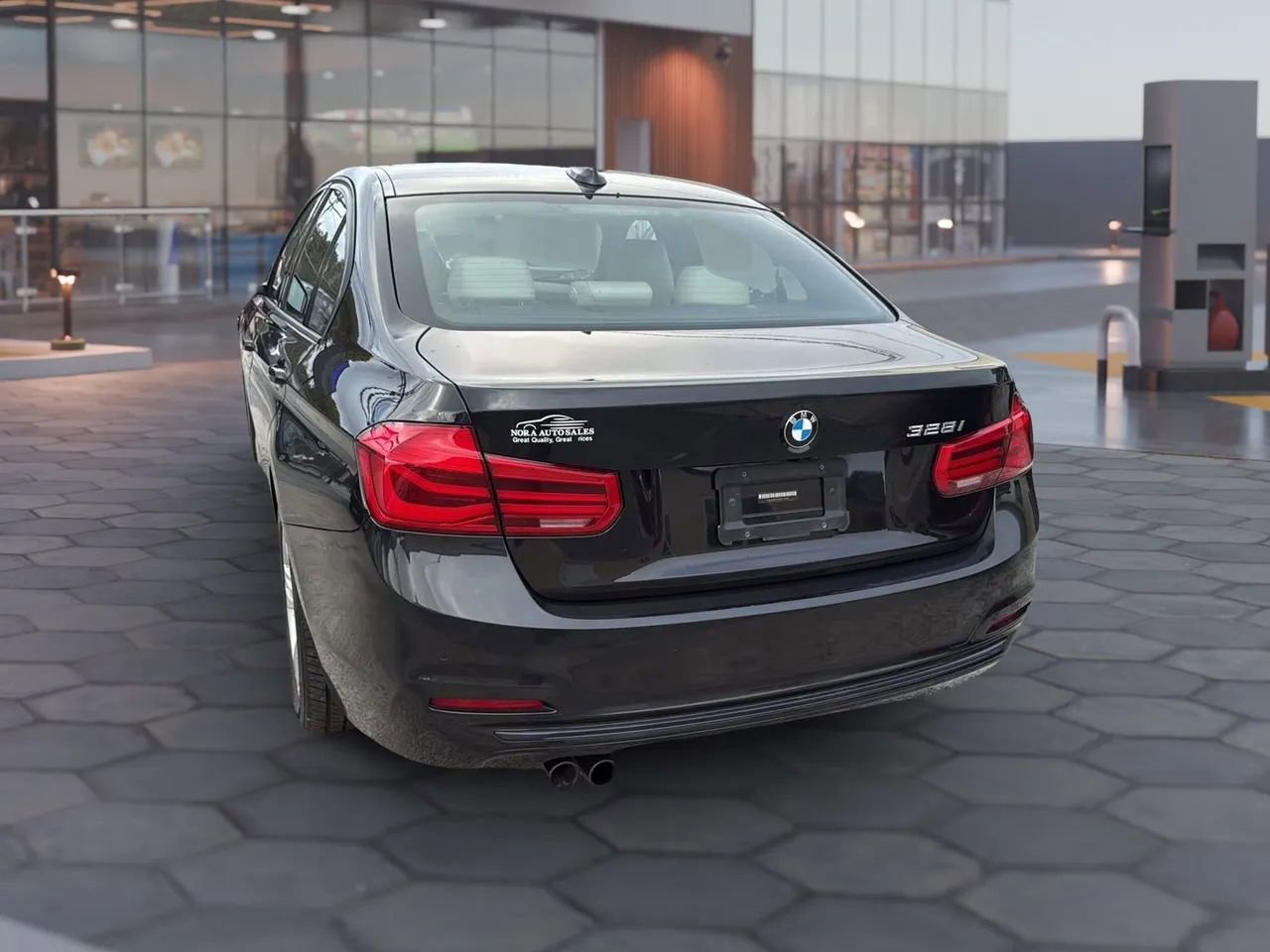 Used 2016 BMW 328i Sedan image 9