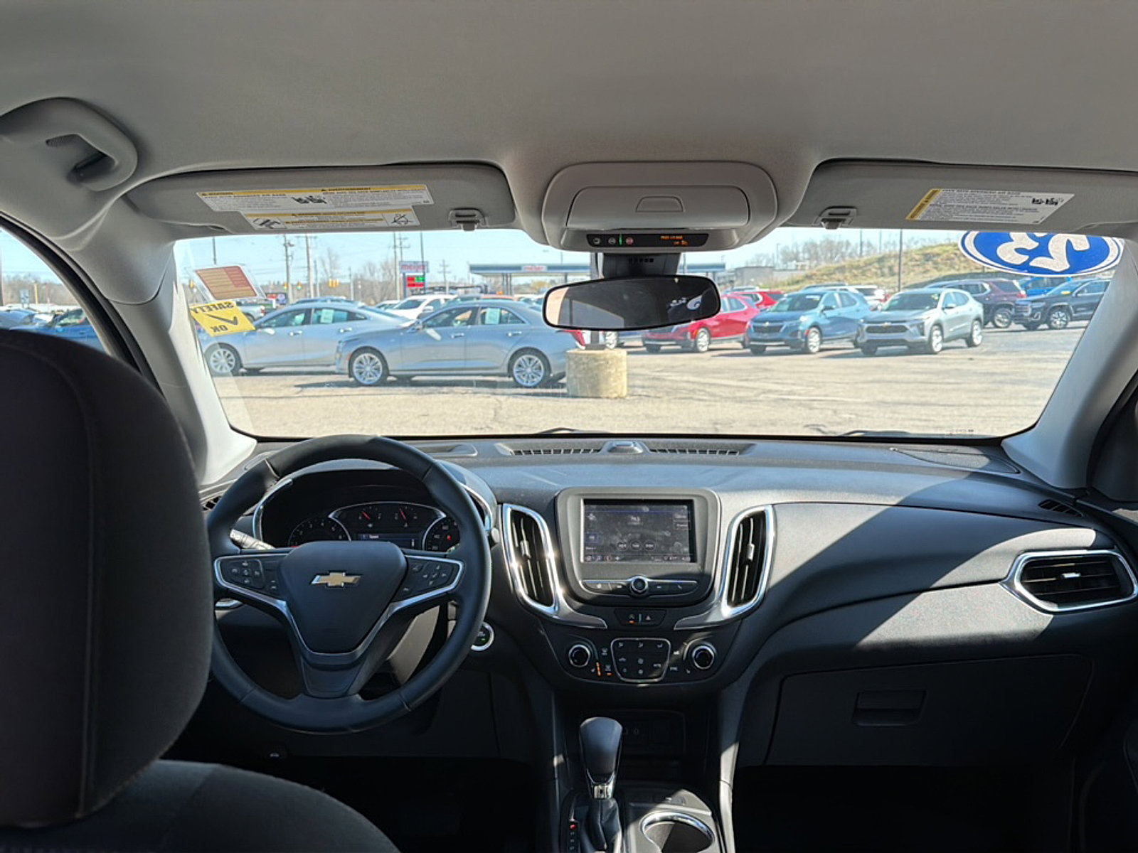 Used 2023 Chevrolet Equinox LT image 17