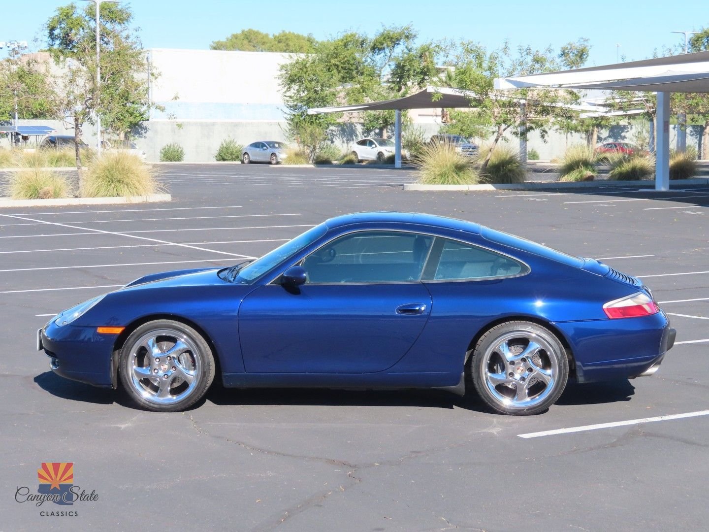 Used 2001 Porsche 911 Carrera image 8