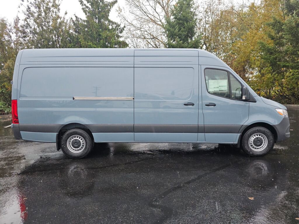 New 2025 Mercedes-Benz Sprinter 2500 image 7