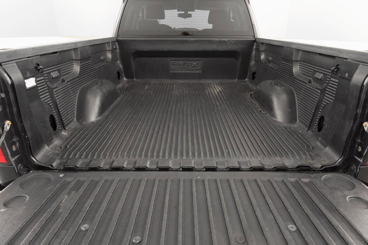 Used 2014 GMC Sierra 1500 SLE w/ SLE Value Package AWD/4WD image 30