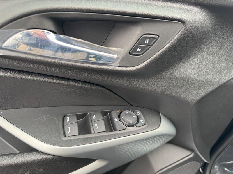 New 2026 Chevrolet Trax RS image 30