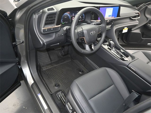 New 2026 Toyota Crown XLE image 4