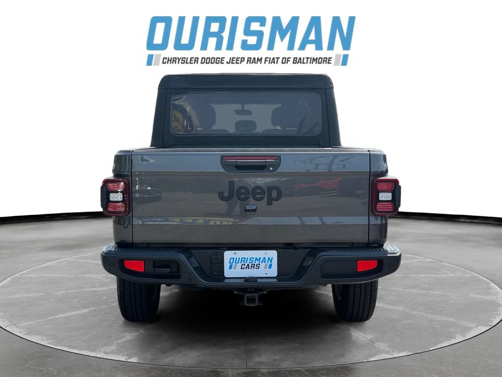 Used 2022 Jeep Gladiator Sport AWD/4WD image 5